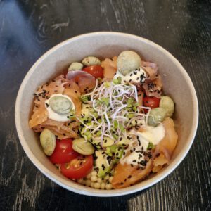 Parelcouscous met gerookte zalm